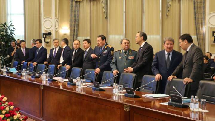 Қазақстанның ғалым шенеуніктері