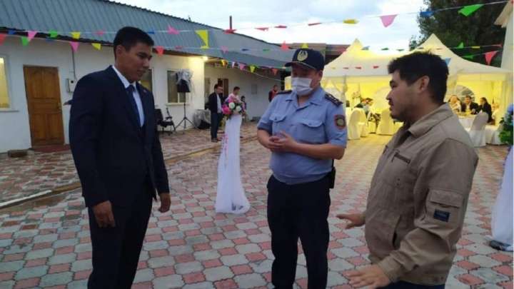 Той жасаушылар тоқтамай тұр