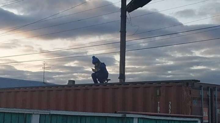 Қашықтан оқу: студенттер тағы тау мен шатырға шығып оқи ма?