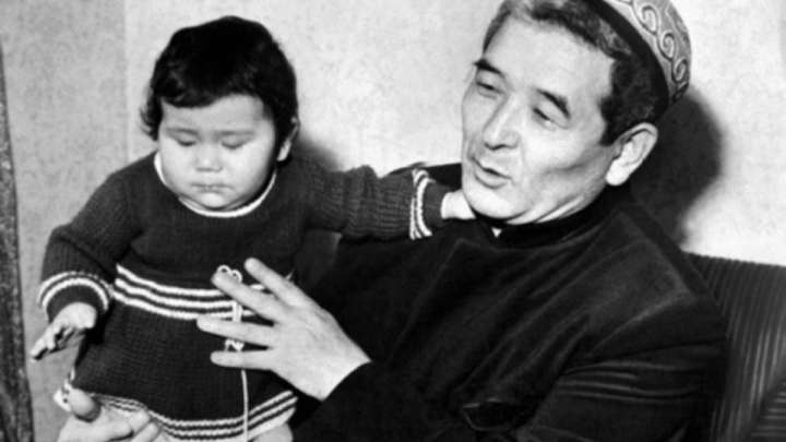 ӨМІРЛІ ӨНЕГЕ