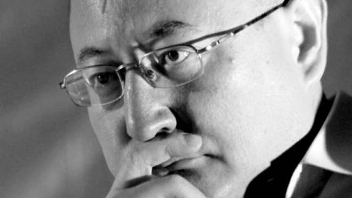 Қоғамды қорлап жатқанда көрмегендей болып қалай үнсіз отырамын?!.(видео)