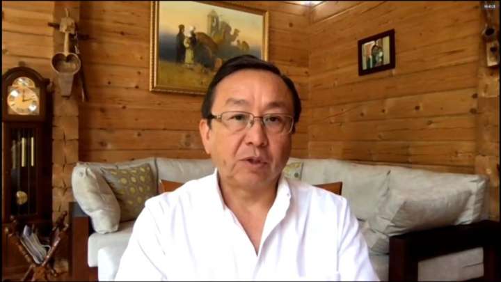 Алмаз Шарман: Бәрібір вакцина салдырған дұрыс