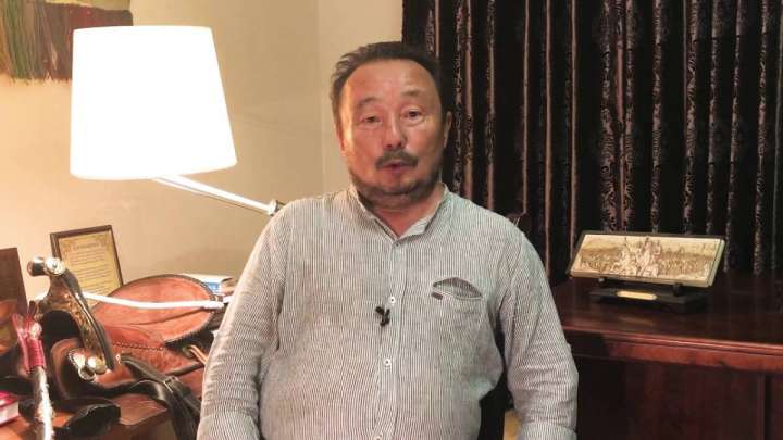 Мәшһүр Жүсіптің жаназасын келіні шығарыпты