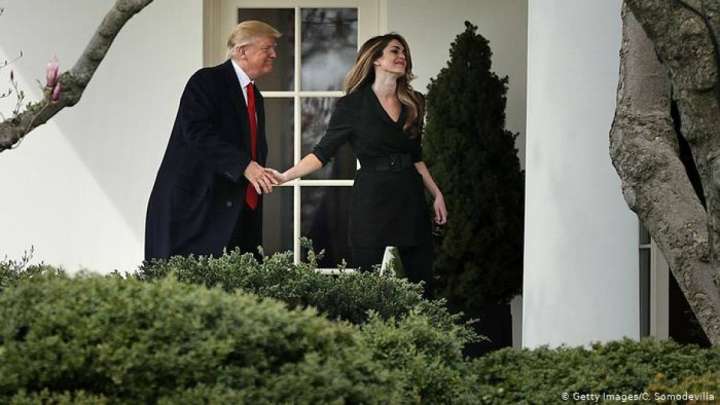 Трамп көмекшісінен коронавирус жұқтырып алыпты