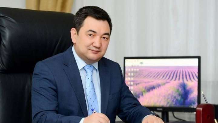 Дархан Қыдырәлі ректор болғалы жатыр. «Егемен» қайтпек?