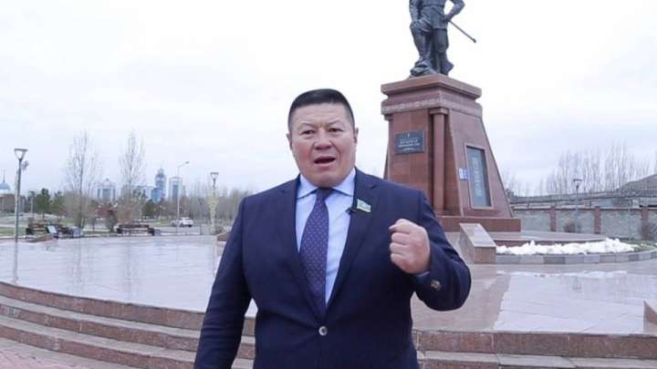 Бақытбек Смағұл: "Бораттан" гөрі жерімізге көз сүзген қытайлықтар мен ресейліктер  қауіпті