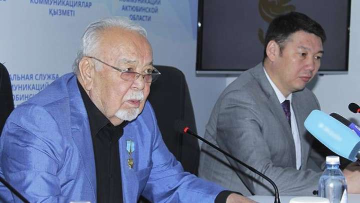 Мансапқұмар Маемиров Әшімовты жұмсап жүр