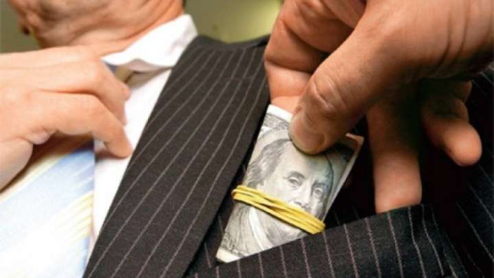 Жемқорлық халықтың ақшасын ғана жемейді