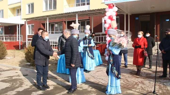 Іле ауданында қоныс той