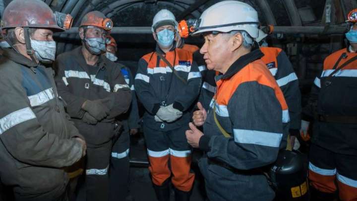 Спикер шахтаға түсті