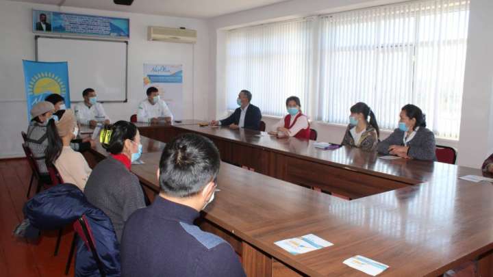 Ұстаздардың емтиханынан «Nur Otan» өкілдері сүрінбеді