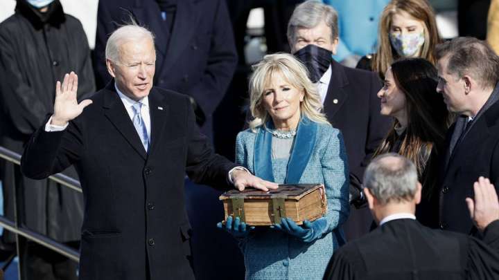Байден АҚШ президенті қызметіне кірісті