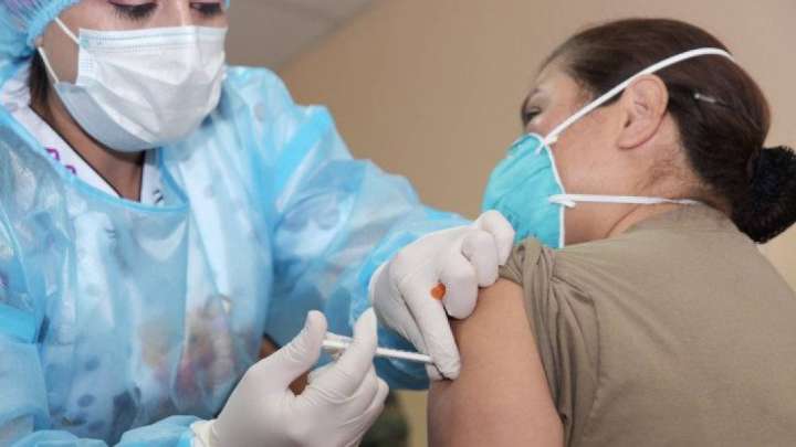 "Мәлім" сауалнамасы: Қанша адам вакцина салдырмақ?