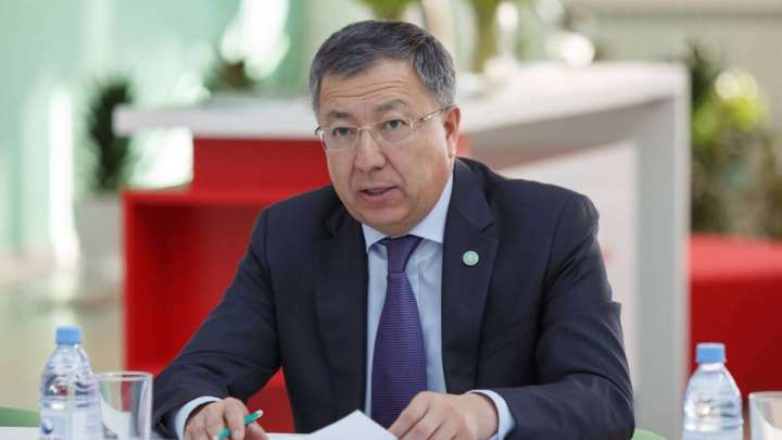 Түймебаев қымбат әжетхана сатып алудан бас тартты