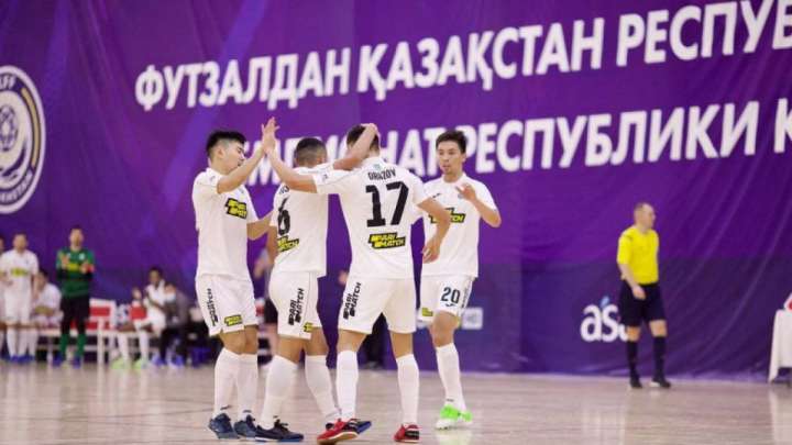 Футзалдан ішкі чемпионат плей-офф кезеңінде