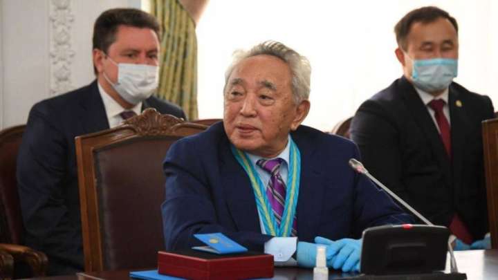 Халық жазушысы Қабдеш Жұмаділов қайтыс болды