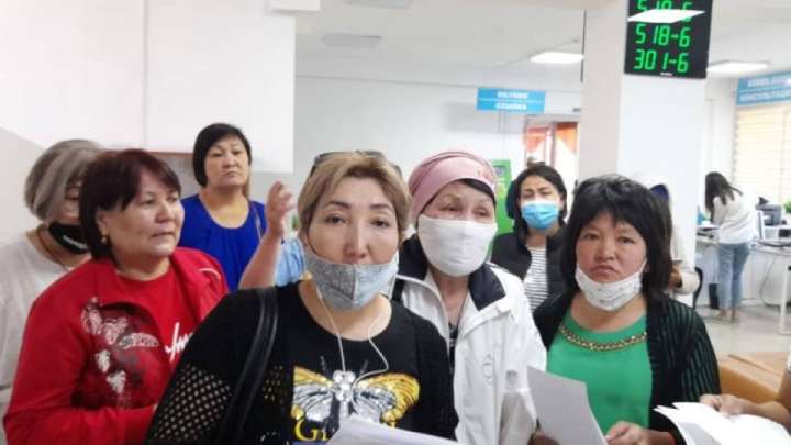 "Мазақ еткендері жетеді": Аналар Тоқаевқа үндеу жасады