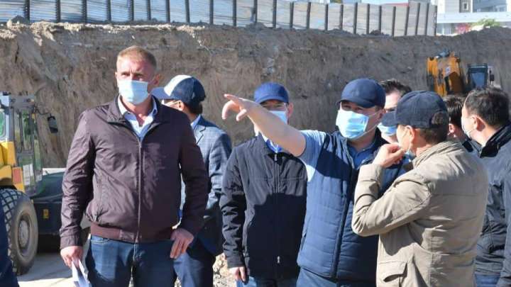 Шымкентте жол құрылысы қарқынды жүруде