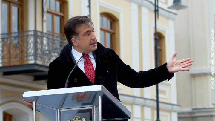 Лукашенкода екі-ақ таңдау қалды