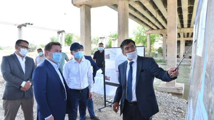 Қала әкімі ауыз су жүйелерінің құрылысын бақылады