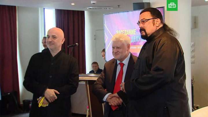 Стивен Сигал «Справедливая Россия» партиясына кірді