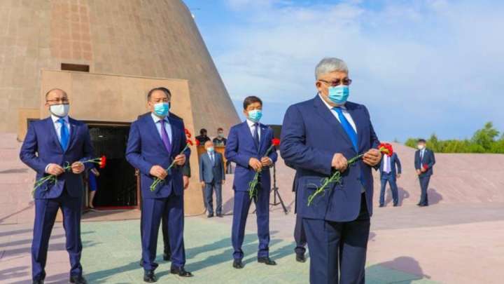 Қ.Көшербаев: Құрбандарды мәңгі есте қалдыру – ұрпақ алдындағы жауапкершілік