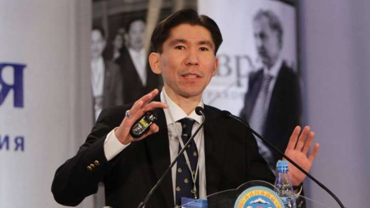 Досым Сәтпаев: Қазақстанның Ресейді қолдағаны – өзін-өзі өлтіргені