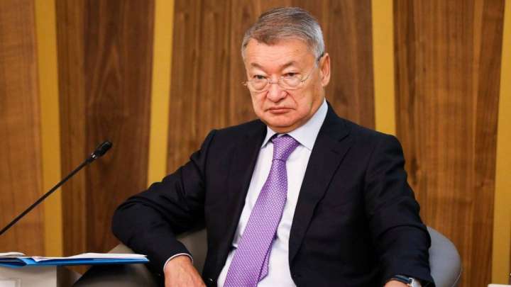 "Ахметов журналистерді сотпен қорқытып отыр"