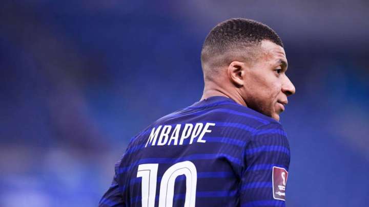 Мбаппе пенальти соға алмады. Франция турнирден ұшты