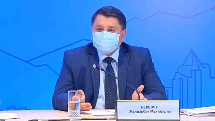Бекшин вирустың өршуін антиваксерлерден көрді
