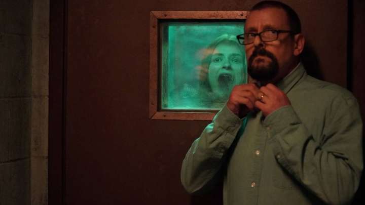 Дәулетжан МАХМҰТ. Әйнексіз көзілдірік