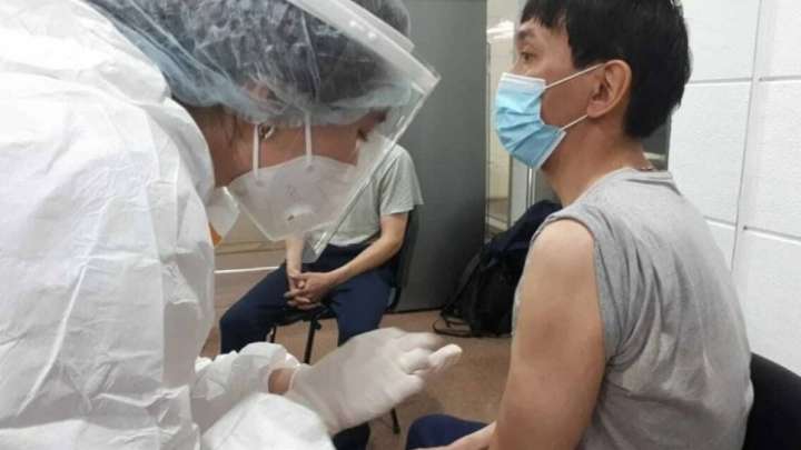 Вакцина салдырғандардың 0,09 пайызы ғана коронавирус жұқтырды