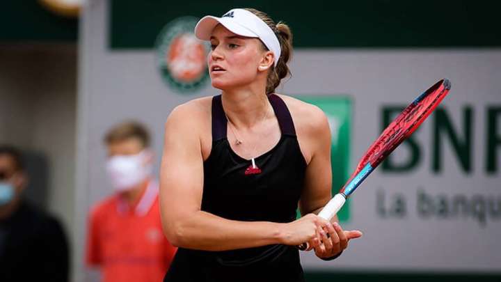 Қоласыз қалған Елена