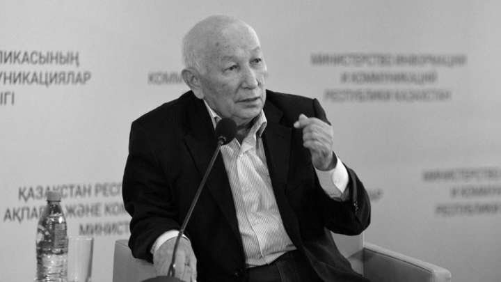 Танымал филолог Әлімхан Жүнісбек дүниеден өтті