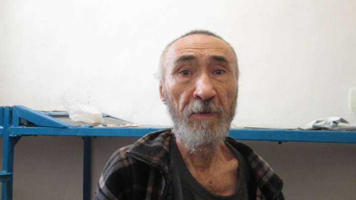 Арон Атабектің денсаулығы нашарлап кеткен, жүрсе денесі дірілдейді