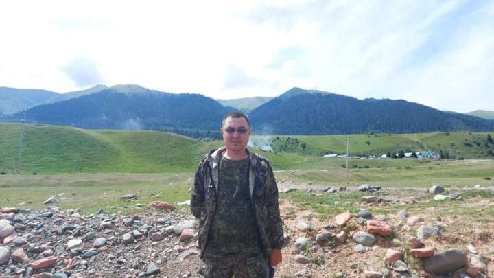 "Тілдің қамын жеген ақындарды көшіріп жіберу керек"