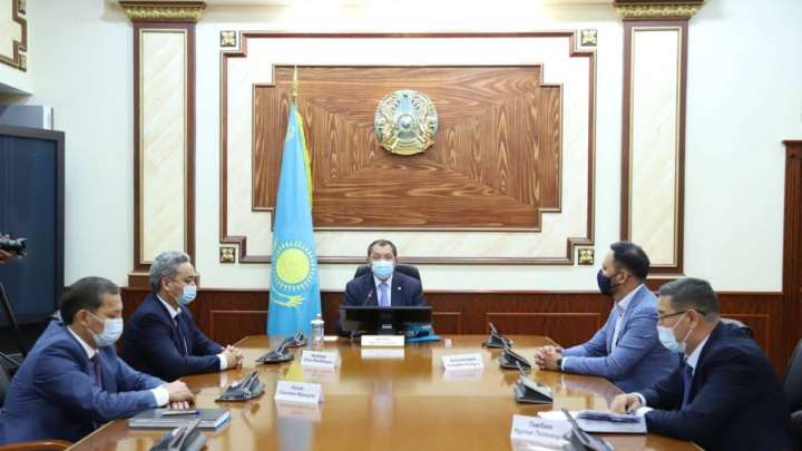 Маңғыстауға Қостанайдан 250 тонна шөп, 180 тонна жем тегін жеткізіледі