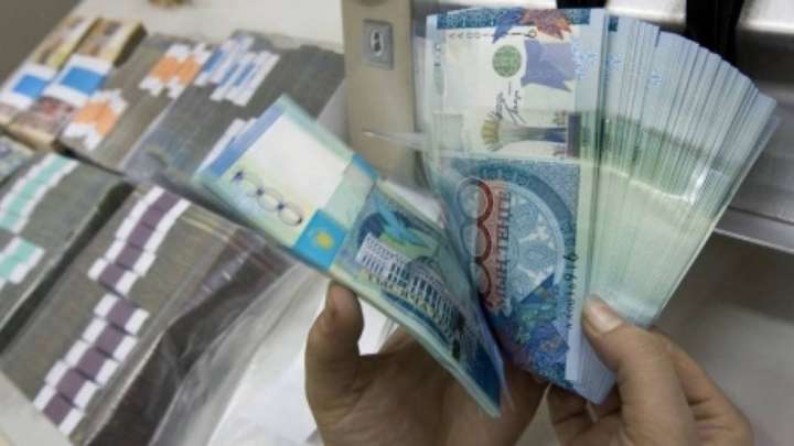 Зейнетақы жыры: тағы 5 пайыз жарна ұсталса кім ұтады?