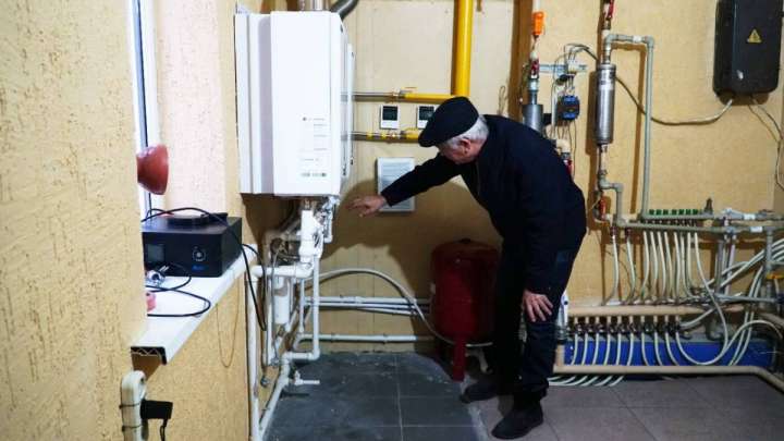 Астана аспаны түтіннен тазарады: жеке үйлерді газға қосу басталды