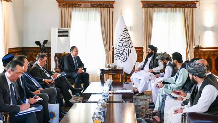 Сарапшылар: Қазақтар тәліптермен достасуы керек