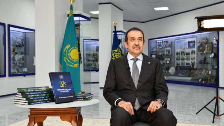 Жазушы Кәрім Мәсімовтің 4 кітабы. Біреуі тіпті құпия...