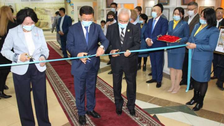 Тарихи құжаттар көрмеге қойылды