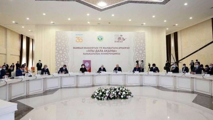 Дәурен Абаев: Жамбыл жырлары ұлы істерге үндейтін ұранға айналған