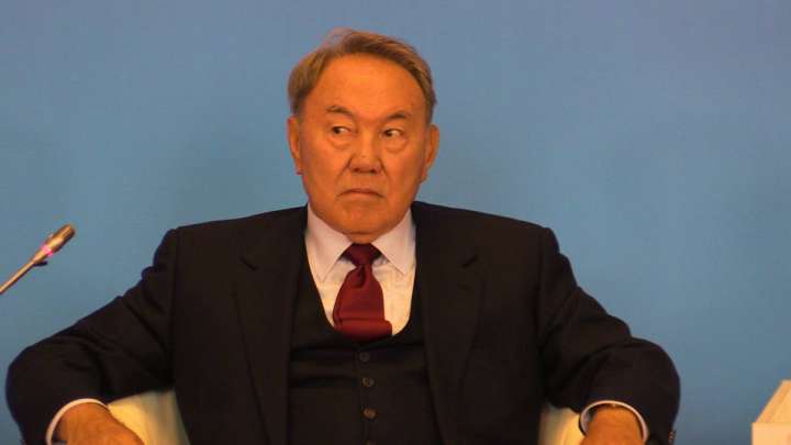 Назарбаевтың ар-намысына тиген желаяққа қатысты сот ісі тоқтатылды