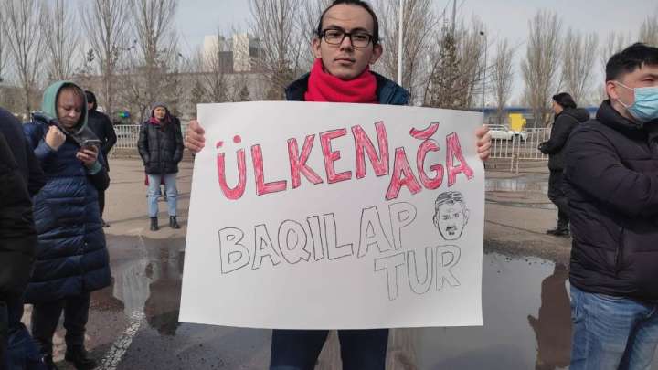 «Цензураға қарсымыз!». Белсенділер митингке шықты