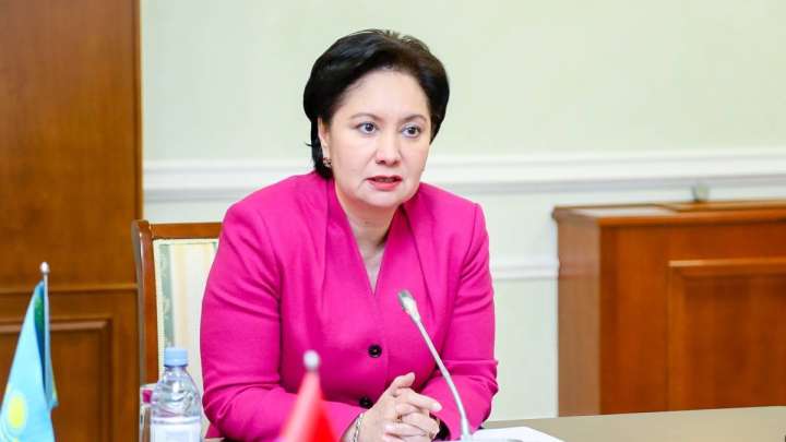 Жалғыз әйел әкім орнынан кетті