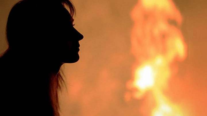 Самоподжог у здания МВД. Врачи рассказали о состоянии Багилы Досмаиловой