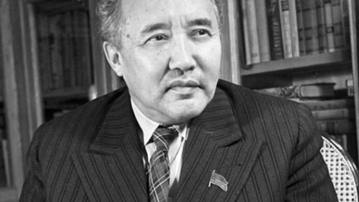 Қойгелдиев лекциясы. Мұқанов пен Мүсіреповтің Әуезовке жасаған қиянаты – тарихи факт!