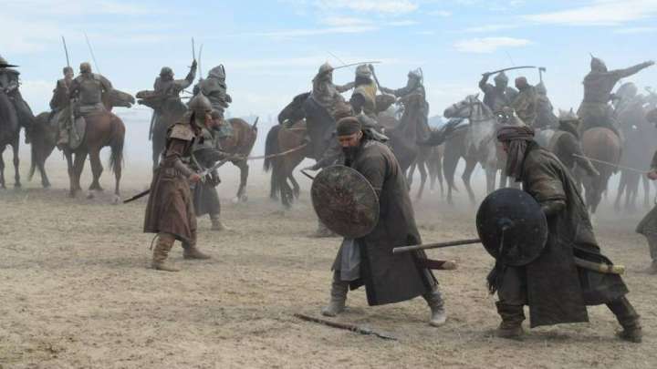 Шенеуніктердің есебіндей. Сатаевтың әйелі жазған «Ұлы дала таңы»