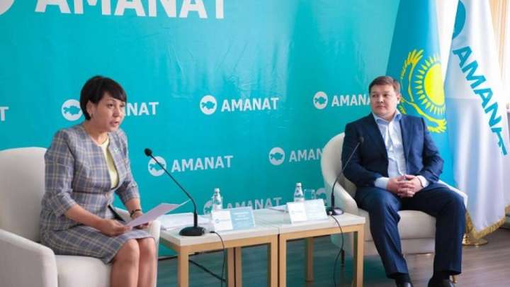 «АМANAT» партиясы Қонаев қаласы тұрғындарымен кездесті